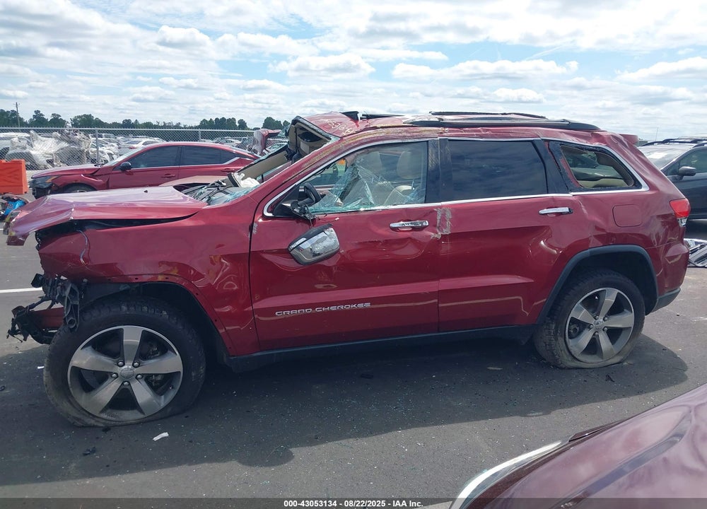 2015 JEEP GRAND CHEROKEE VIN: 1C4RJFBG7FC692332