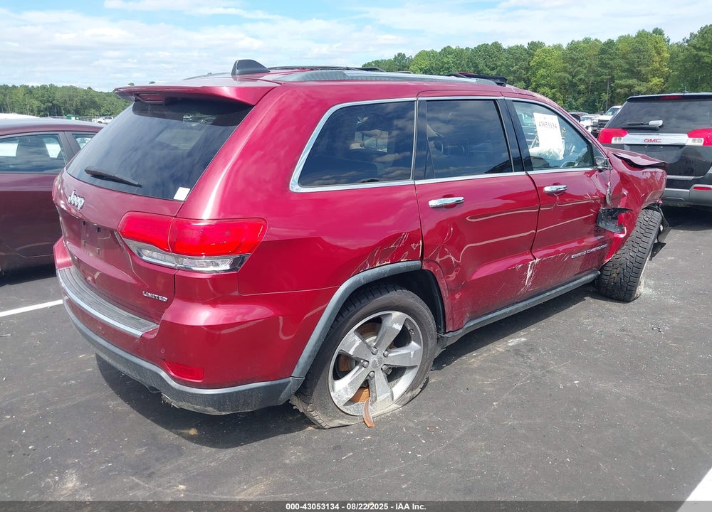 2015 JEEP GRAND CHEROKEE VIN: 1C4RJFBG7FC692332