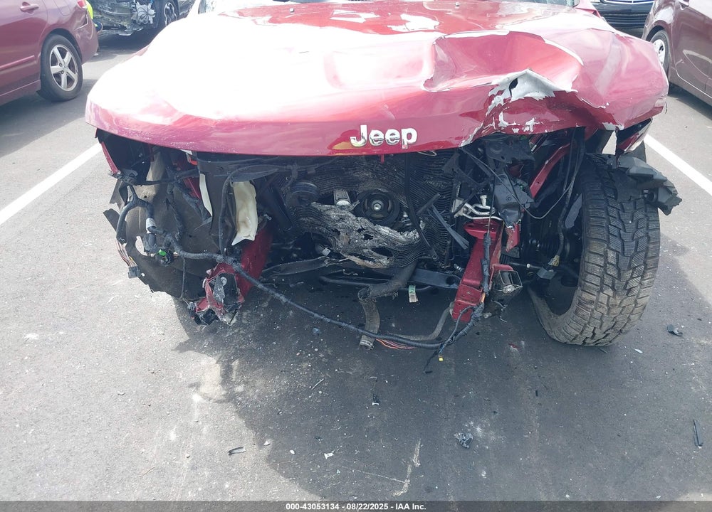 2015 JEEP GRAND CHEROKEE VIN: 1C4RJFBG7FC692332
