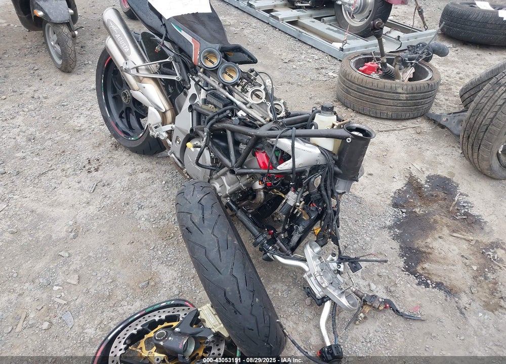 2008 M. V. AGUSTA BRUTALE VIN: ZCGAJFJN58V101214