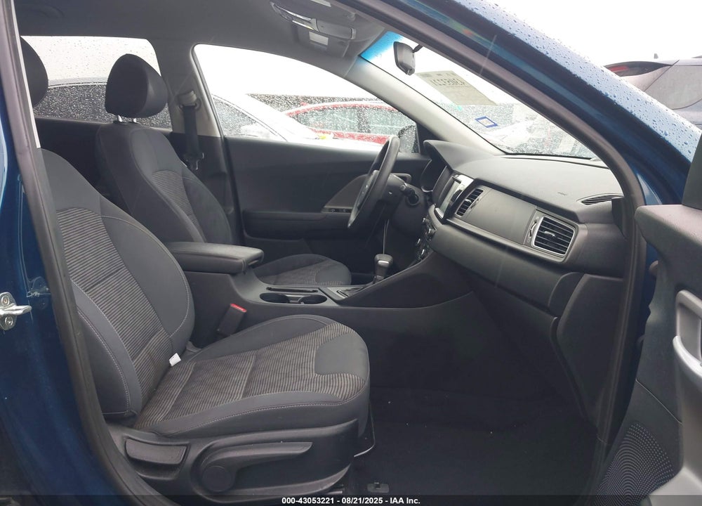 2018 KIA NIRO VIN: KNDCB3LC1J5210593