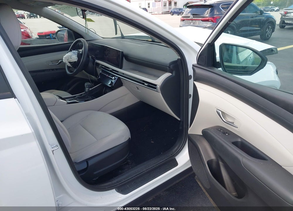 2025 HYUNDAI TUCSON VIN: 5NMJB3DE0SH524645