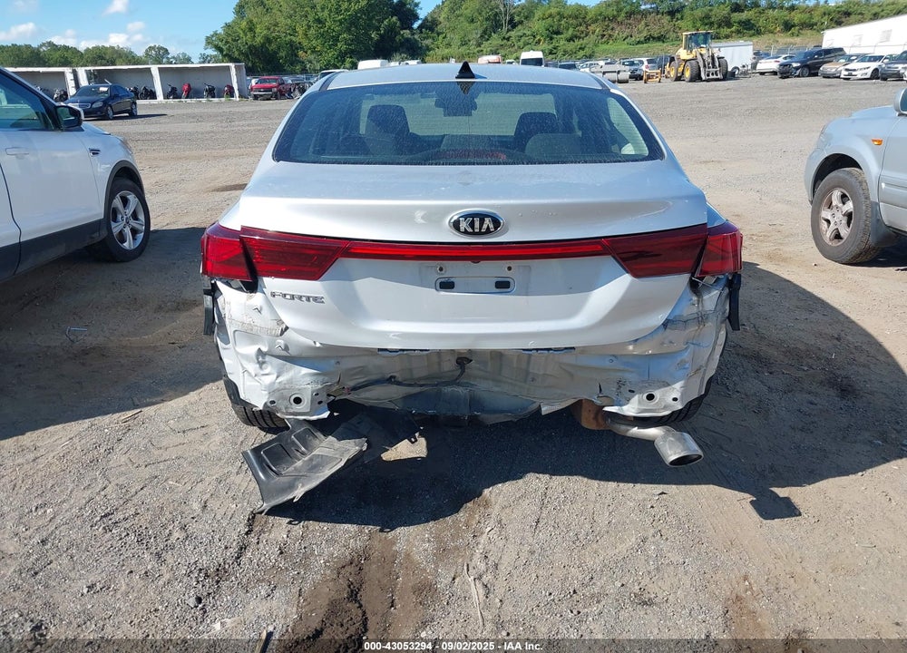 2019 KIA FORTE VIN: 3KPF24AD1KE104391