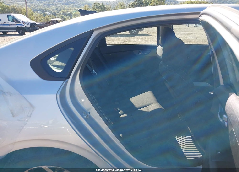 2019 KIA FORTE VIN: 3KPF24AD1KE104391