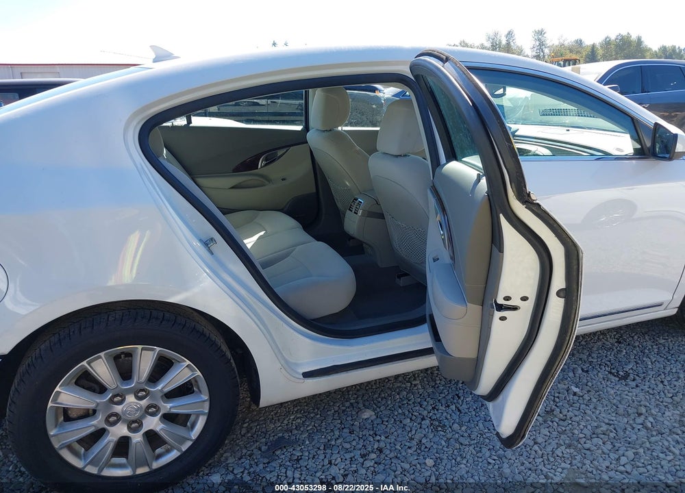 2010 BUICK LACROSSE VIN: 1G4GB5EG1AF204926