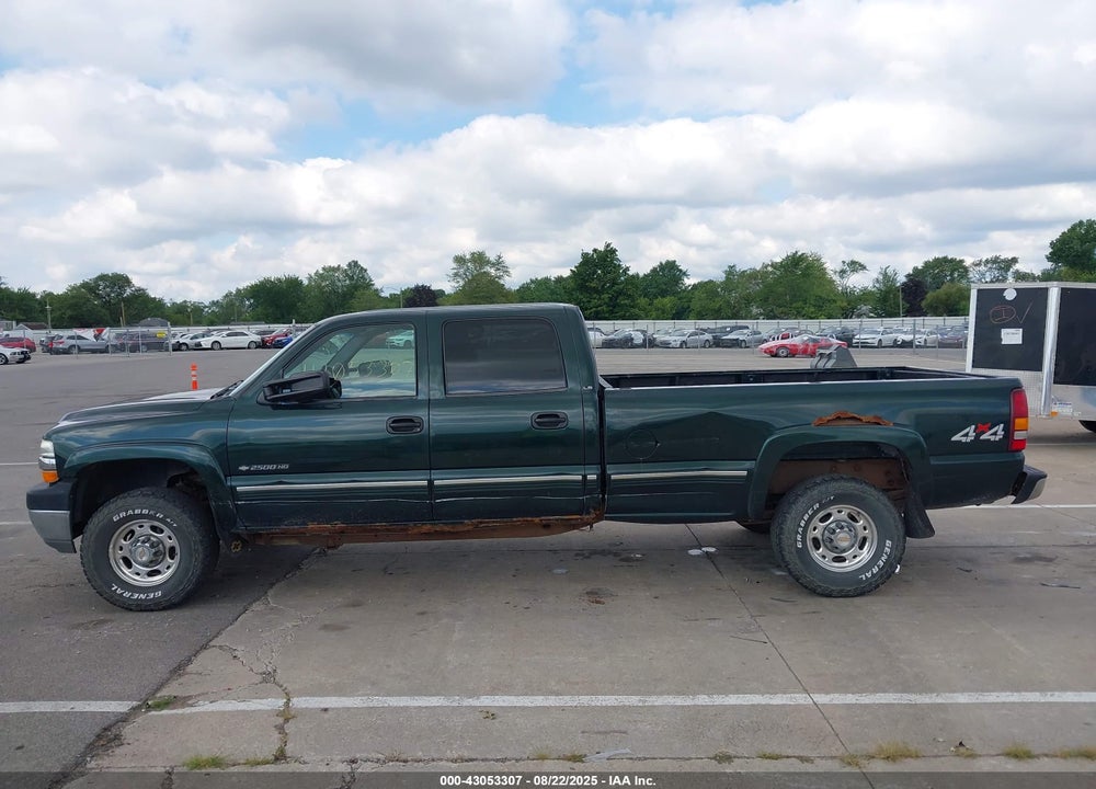 2002 CHEVROLET SILVERADO 2500HD LS VIN: 1GCHK23U72F139887