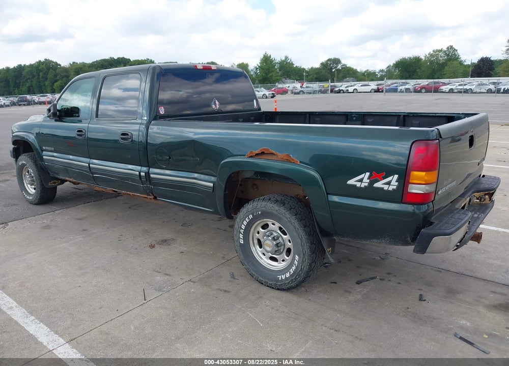 2002 CHEVROLET SILVERADO 2500HD LS VIN: 1GCHK23U72F139887