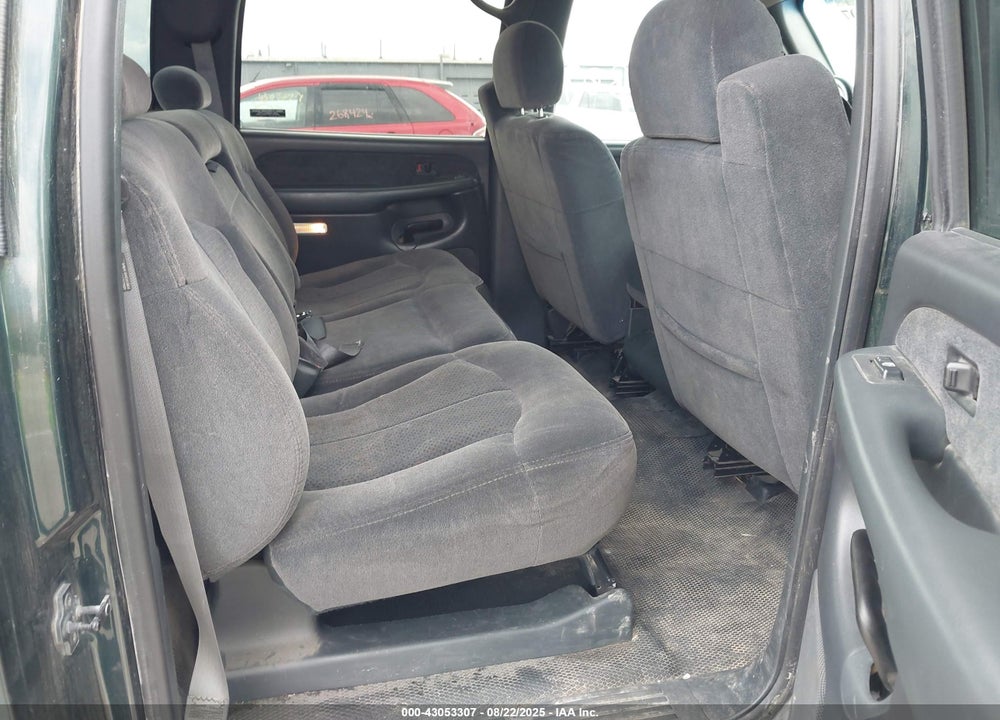 2002 CHEVROLET SILVERADO 2500HD LS VIN: 1GCHK23U72F139887