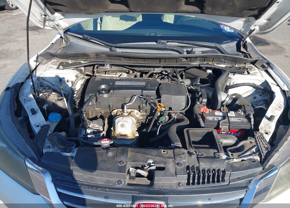 2015 HONDA ACCORD VIN: 1HGCR2F74FA003345