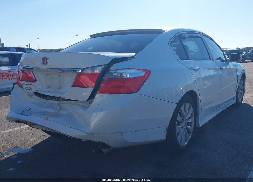 2015 HONDA ACCORD VIN: 1HGCR2F74FA003345