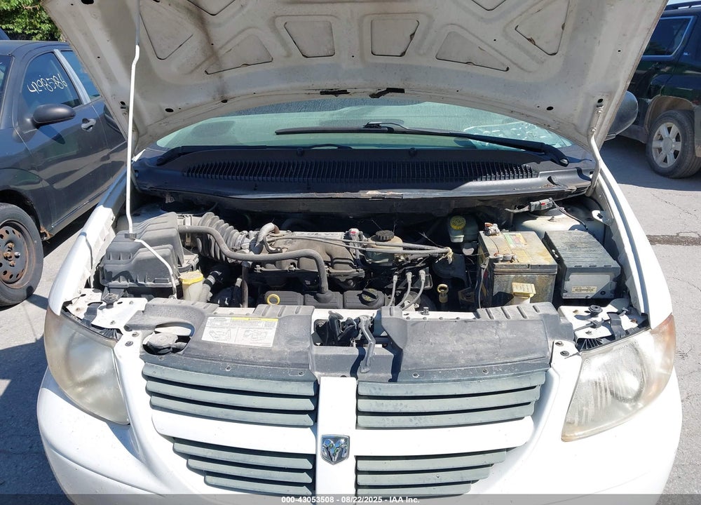2006 DODGE GRAND CARAVAN SXT VIN: 2D8GP44L26R680098
