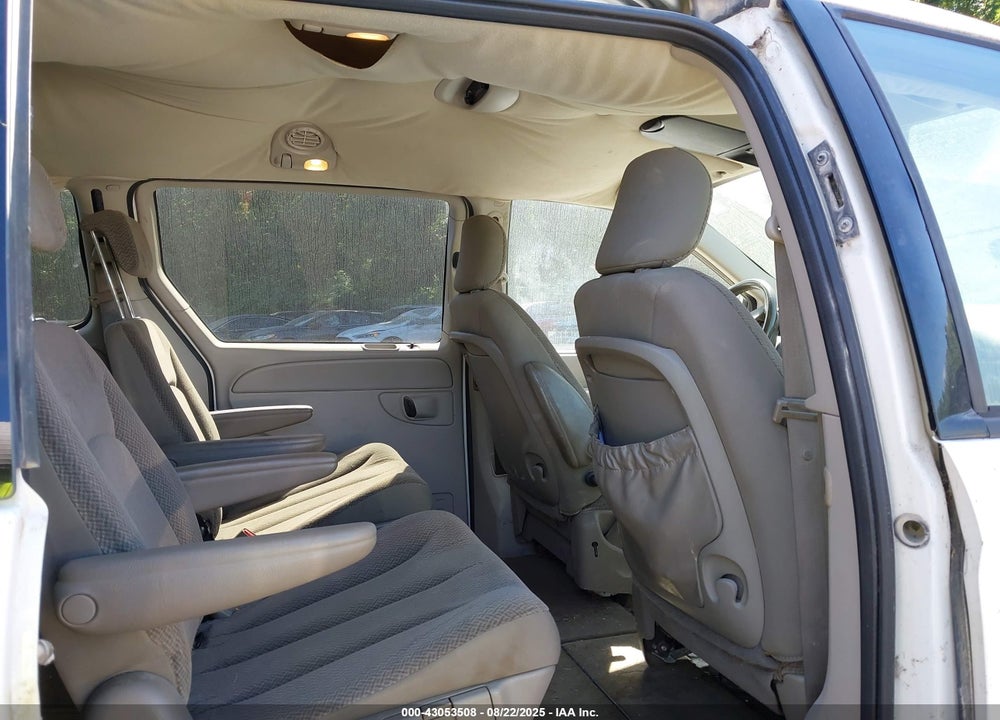 2006 DODGE GRAND CARAVAN SXT VIN: 2D8GP44L26R680098