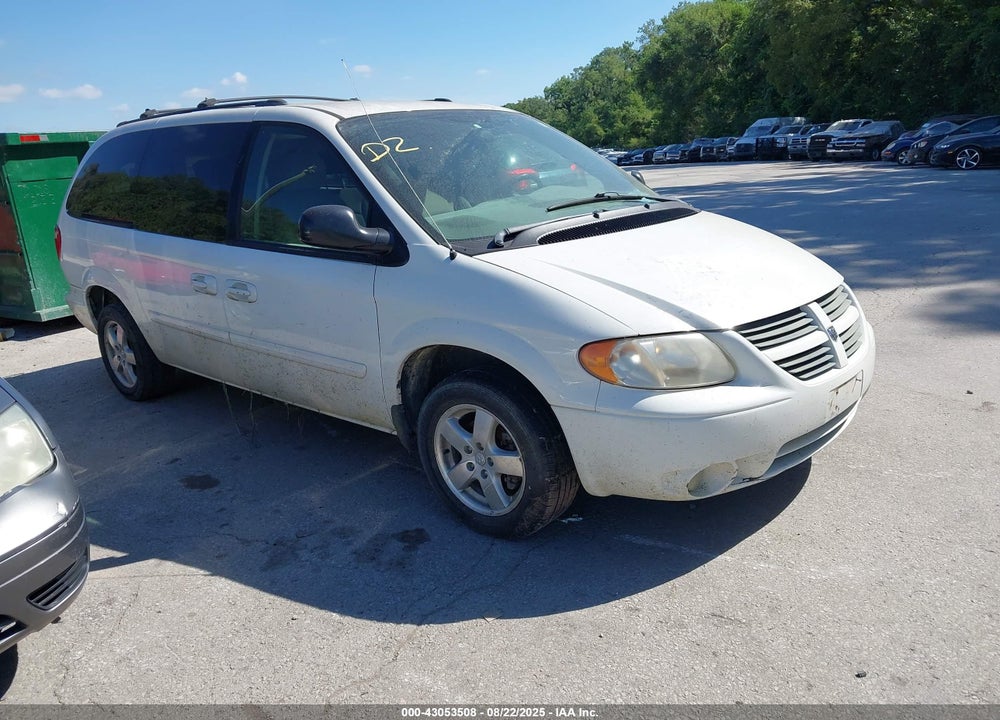 2006 DODGE GRAND CARAVAN SXT VIN: 2D8GP44L26R680098