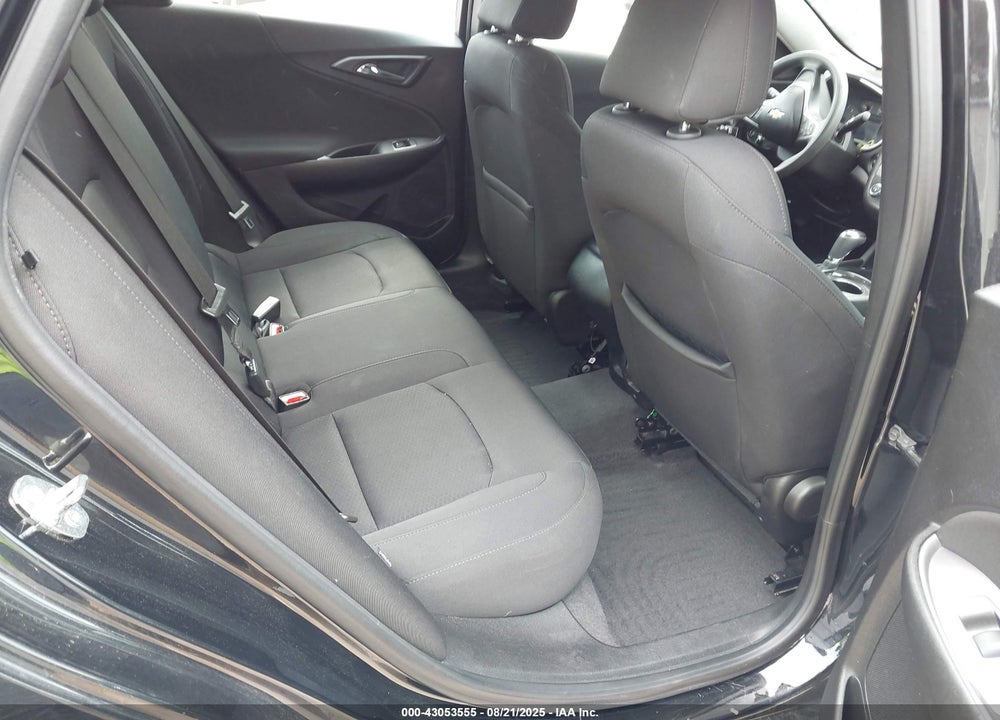 2019 CHEVROLET MALIBU VIN: 1G1ZC5ST1KF214040