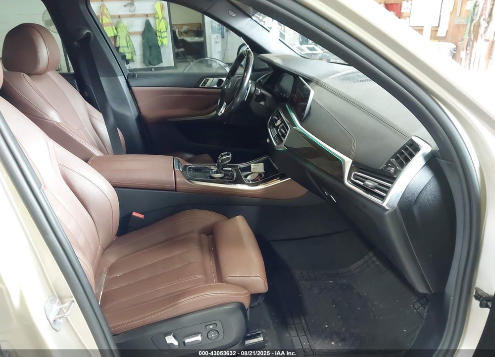 2019 BMW X5 VIN: 5UXCR6C55KLL05054