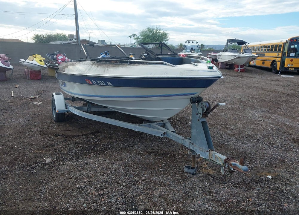 1989 SUNBIRD BOAT VIN: SB2K0611D989