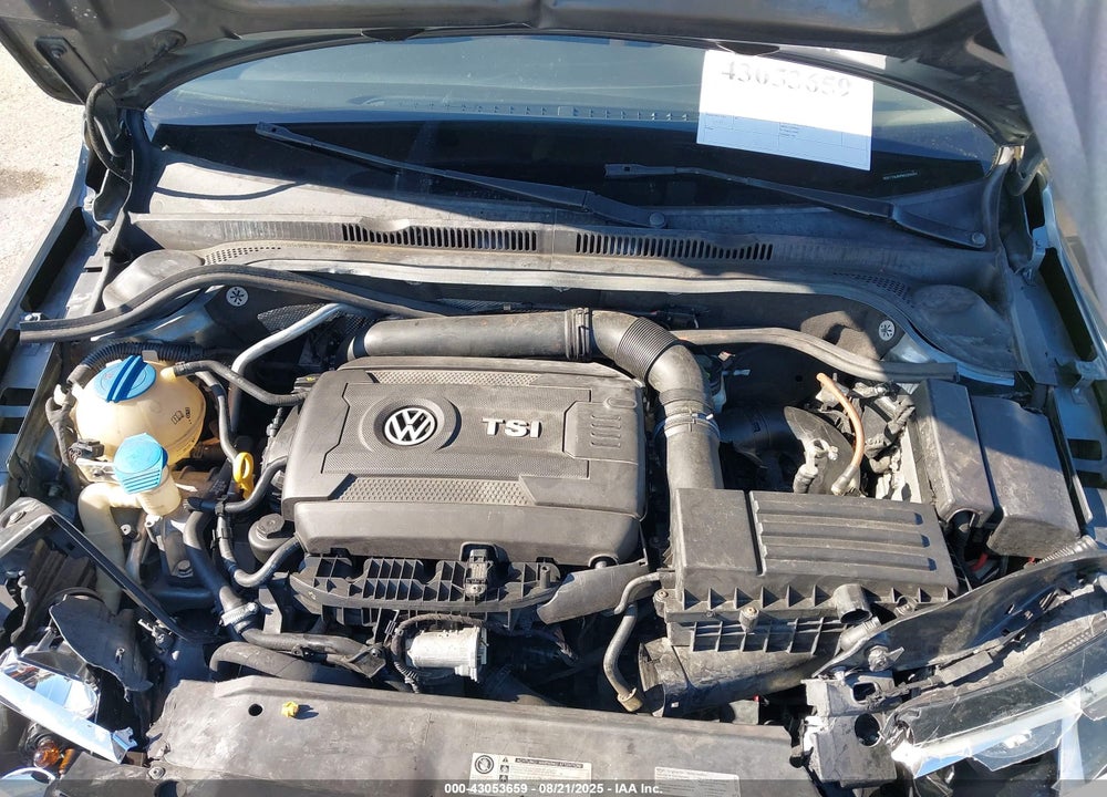 2015 VOLKSWAGEN JETTA 1.8T SE VIN: 3VWD17AJ5FM225497
