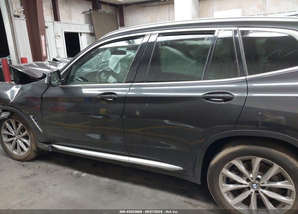 2018 BMW X3 VIN: 5UXTR9C51JLD71040