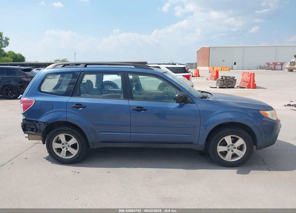 2013 SUBARU FORESTER VIN: JF2SHABC7DH404842