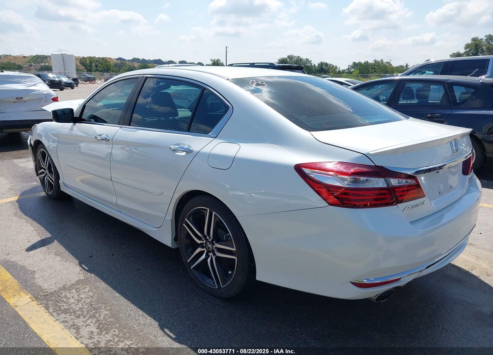 2017 HONDA ACCORD VIN: 1HGCR2F17HA171589
