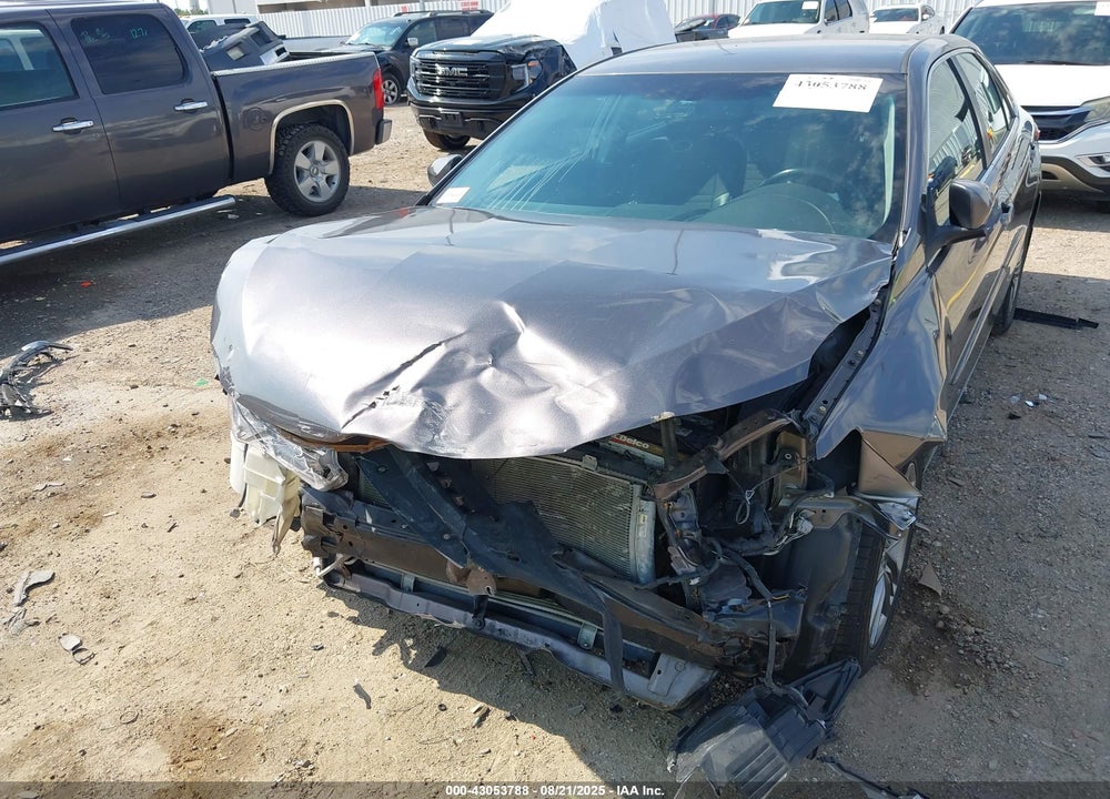 2016 TOYOTA CAMRY VIN: 4T1BF1FK2GU247363