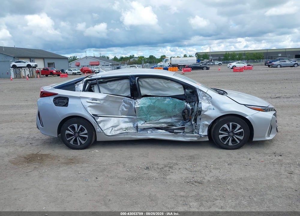 2017 TOYOTA PRIUS PRIME VIN: JTDKARFP1H3040483