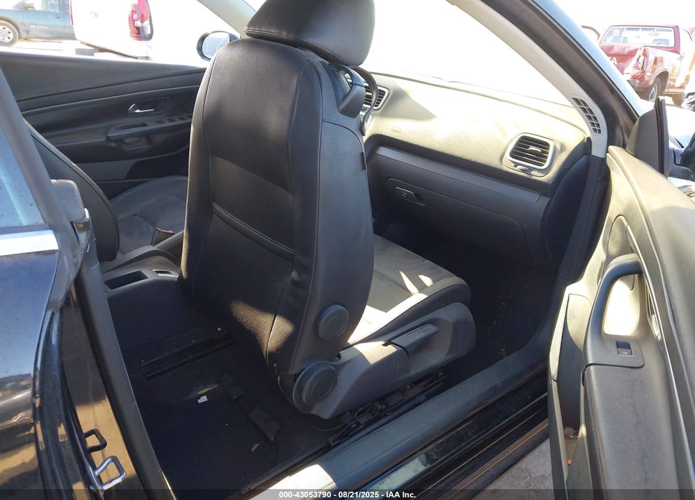 2007 VOLKSWAGEN EOS 2.0T VIN: WVWAA71F27V019546