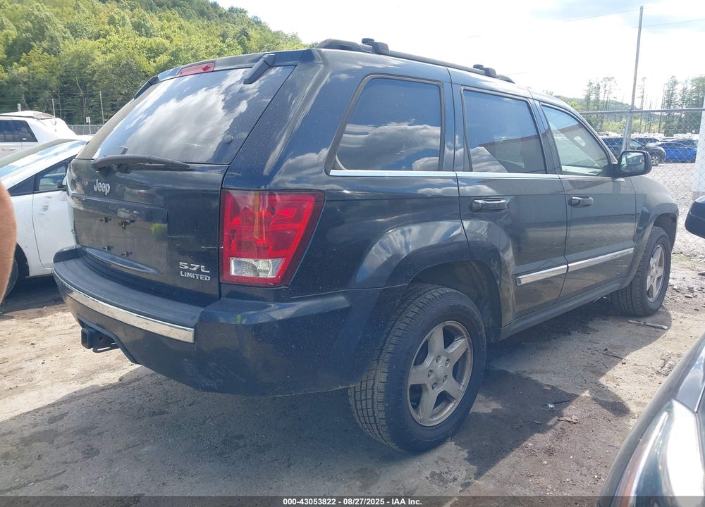 2005 JEEP GRAND CHEROKEE VIN: 1J8HR58275C606812