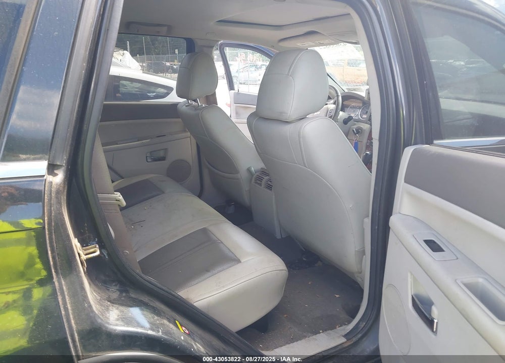 2005 JEEP GRAND CHEROKEE VIN: 1J8HR58275C606812