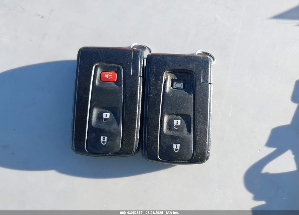 2005 TOYOTA PRIUS VIN: JTDKB22U553122423