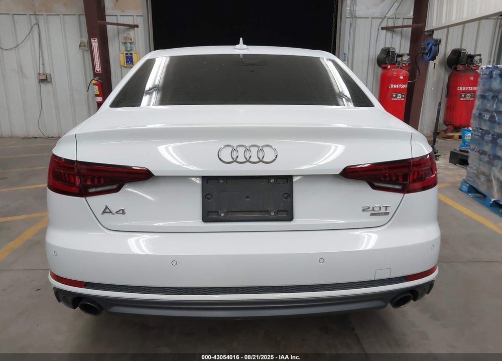 2018 AUDI A4 VIN: WAULMAF43JA229136