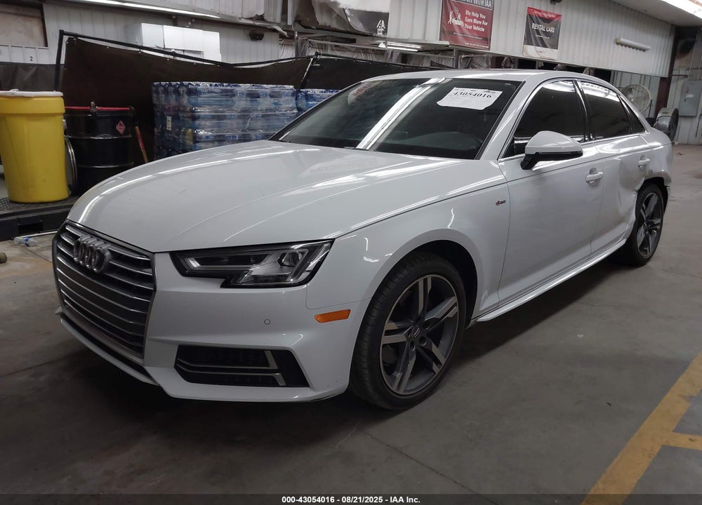 2018 AUDI A4 VIN: WAULMAF43JA229136