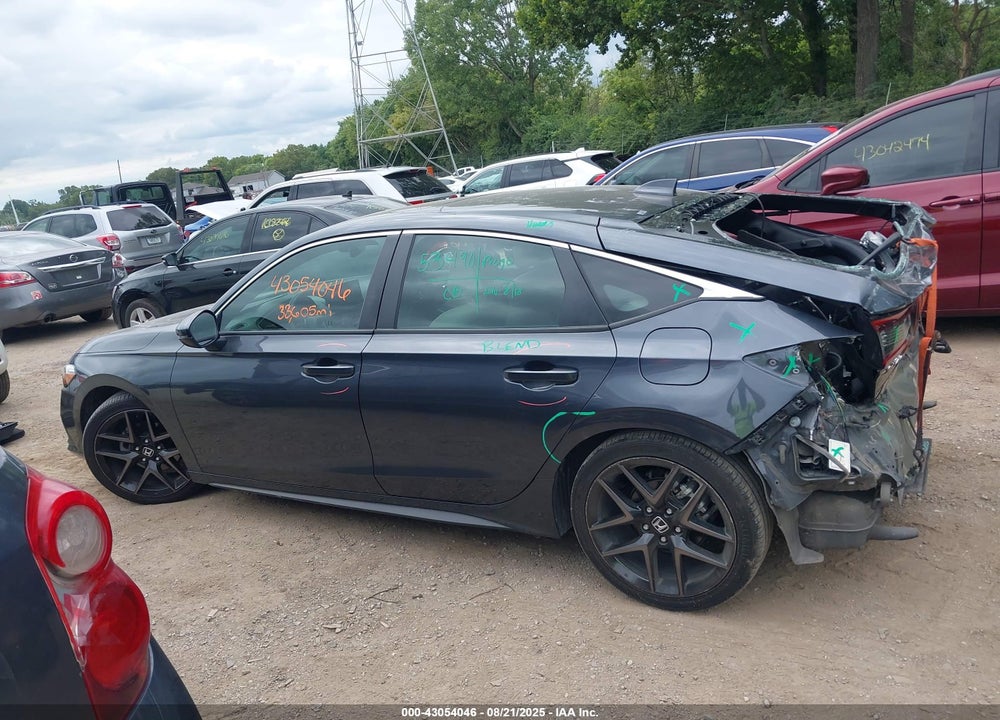 2024 HONDA CIVIC VIN: 19XFL1H88RE028960