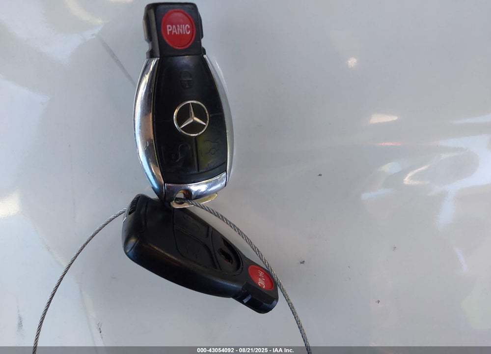 2003 MERCEDES-BENZ E 320 VIN: WDBUF65J13A156100