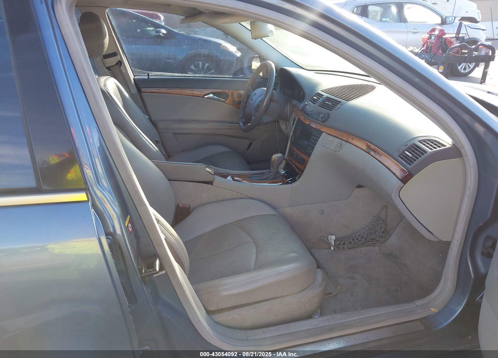 2003 MERCEDES-BENZ E 320 VIN: WDBUF65J13A156100