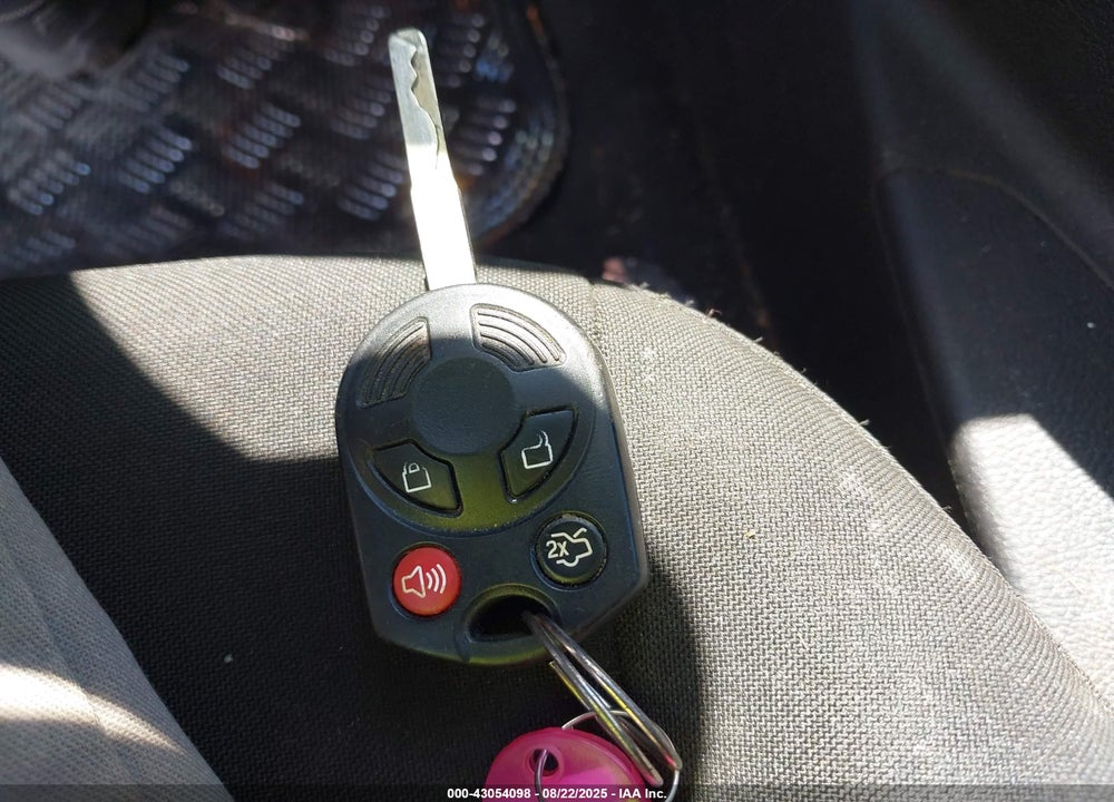 2018 FORD FOCUS VIN: 1FADP3K28JL288692
