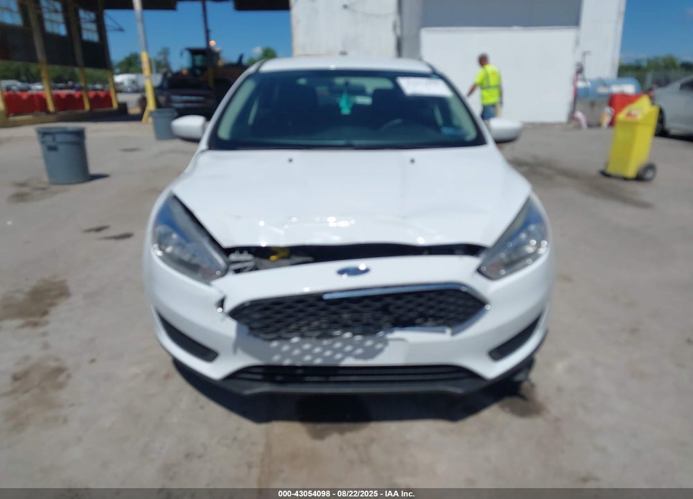 2018 FORD FOCUS VIN: 1FADP3K28JL288692
