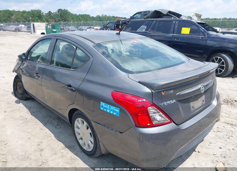2017 NISSAN VERSA 1.6 S+ VIN: 3N1CN7AP2HL825476