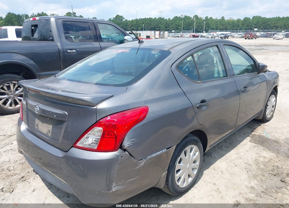 2017 NISSAN VERSA 1.6 S+ VIN: 3N1CN7AP2HL825476