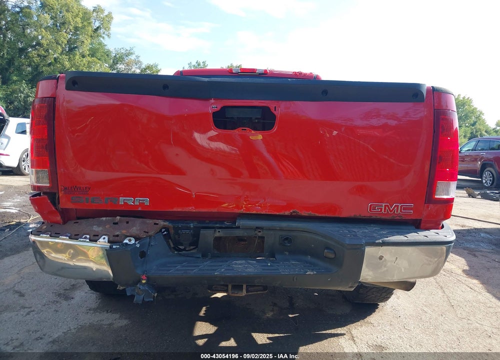 2011 GMC SIERRA 1500 VIN: 1GTR1TEX0BZ127390