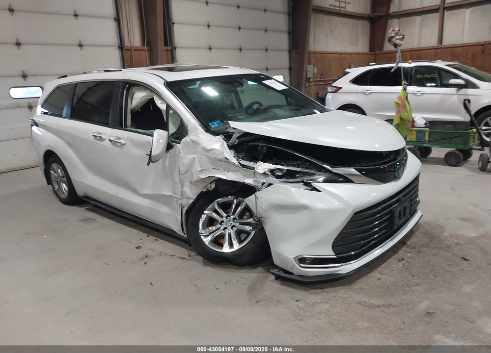 2023 TOYOTA SIENNA PLATINUM VIN: 5TDESKFC6PS098603