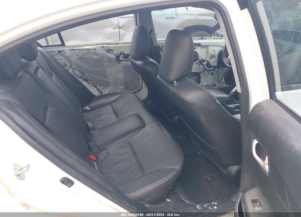 2015 HONDA CIVIC EX-L VIN: 19XFB2F96FE011252