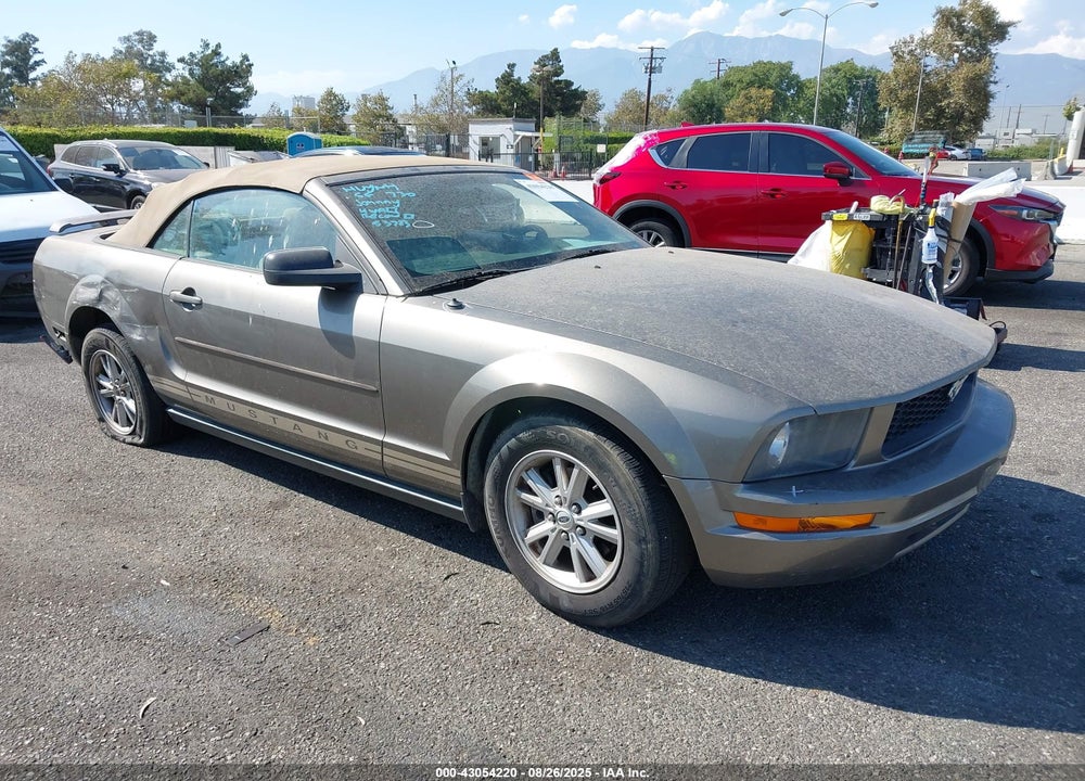 2005 FORD MUSTANG VIN: 1ZVFT84N555216729