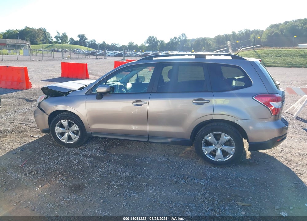 2014 SUBARU FORESTER 2.5I PREMIUM VIN: JF2SJADC1EH555436