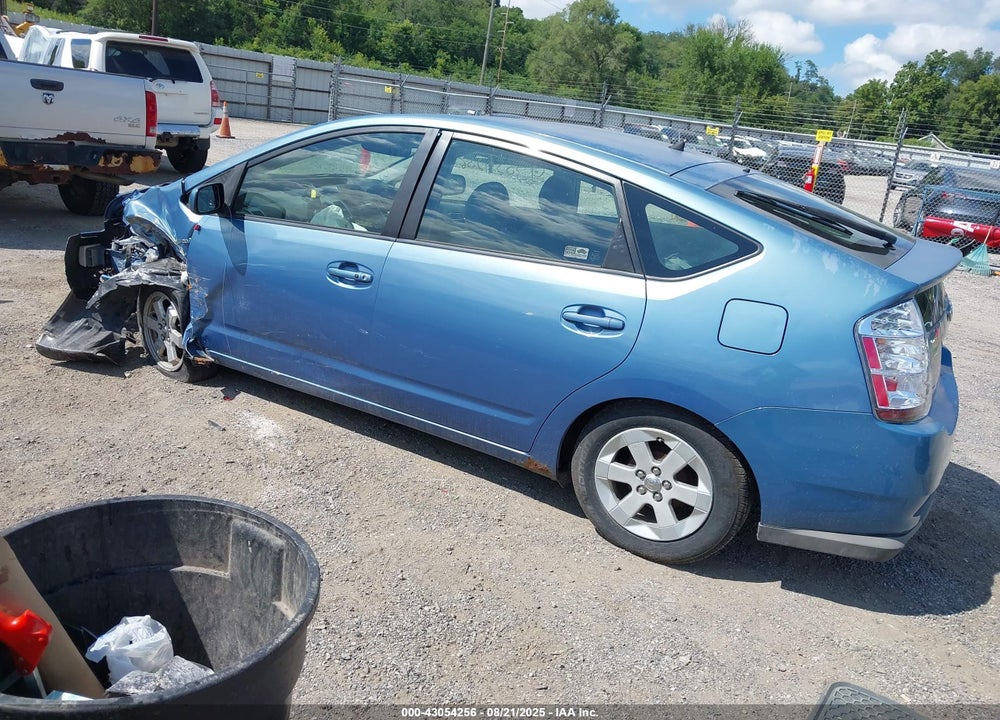 2007 TOYOTA PRIUS VIN: JTDKB20UX77678645