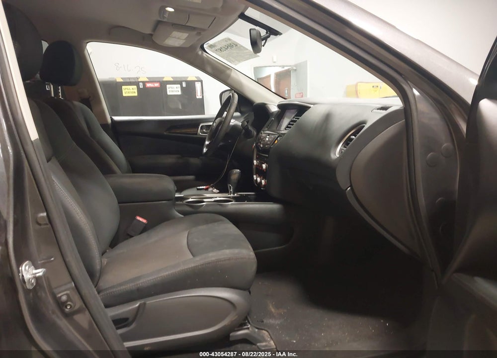 2017 NISSAN PATHFINDER SV VIN: 5N1DR2MN5HC621006