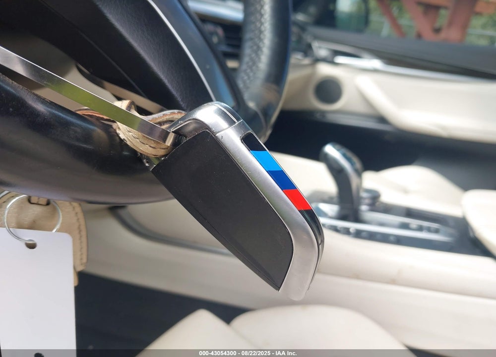 2016 BMW X6 VIN: 5UXKU2C54G0N83181