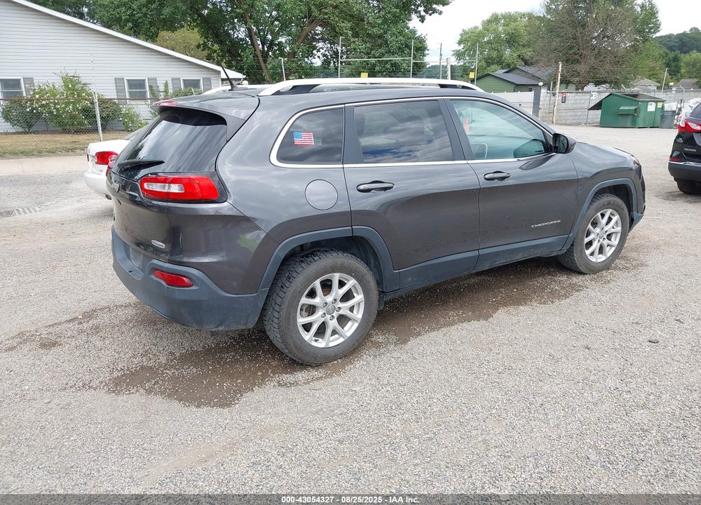 2017 JEEP CHEROKEE LATITUDE 4X4 VIN: 1C4PJMCB7HW590805