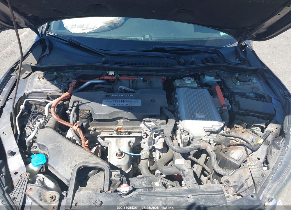 2015 HONDA ACCORD VIN: 1HGCR6F52FA003642