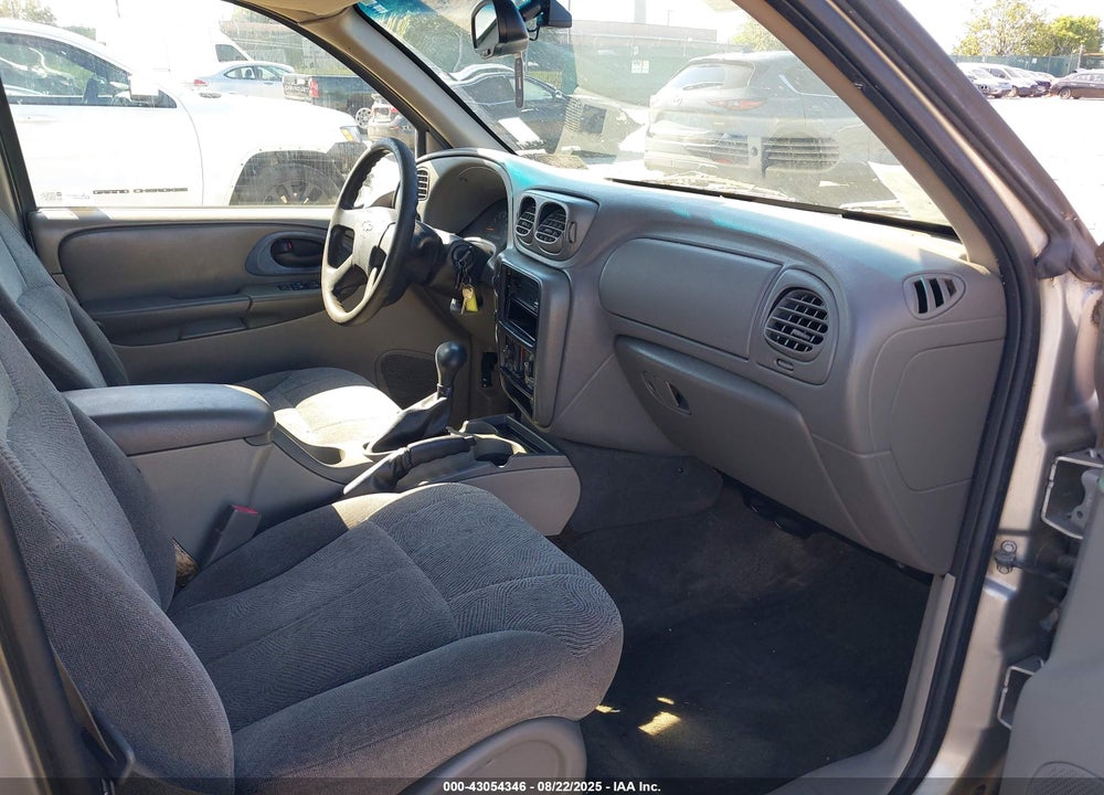 2004 CHEVROLET TRAILBLAZER LT VIN: 1GNDT13S642298177